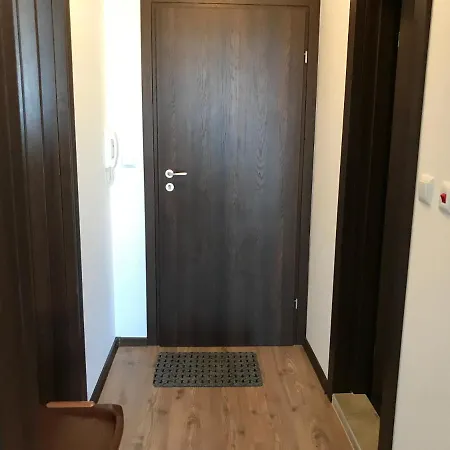 Морски Бряг Апартамент *