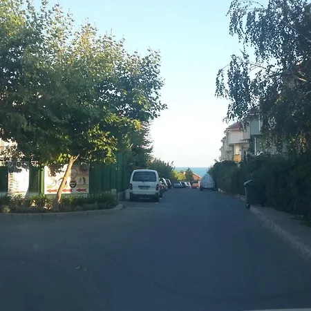 Морски Бряг